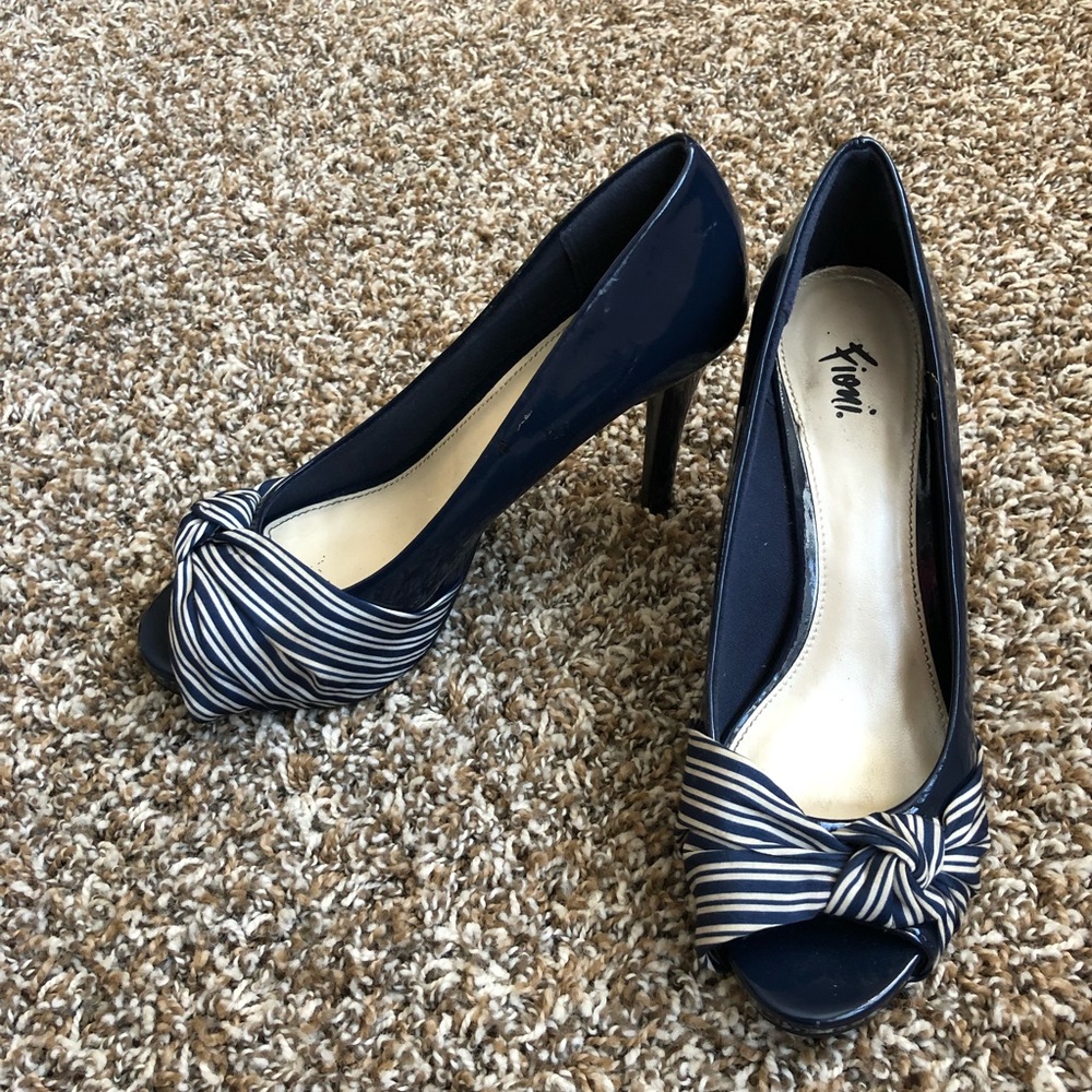 Fioni Navy Peep Toe Heels